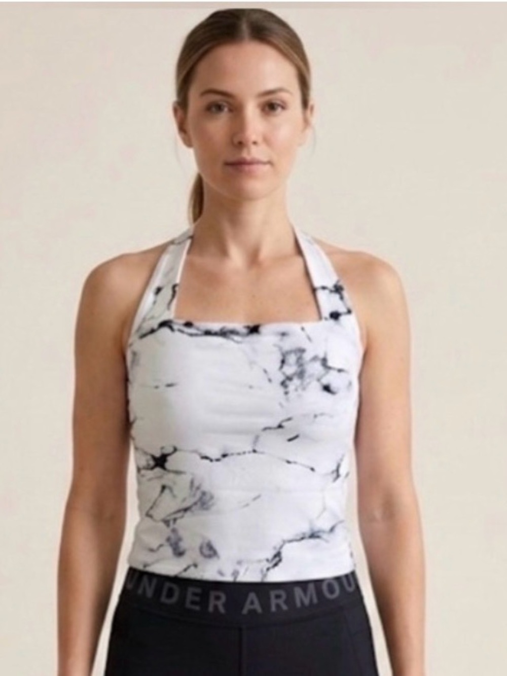 Express Body Contour Collection Top in Black and White Women’s Large NWT MSRP$48
